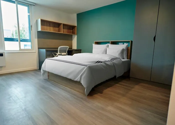 Studios And Private Bedroom With Shared Kitchen At Canvas Bristol Near The City Centre