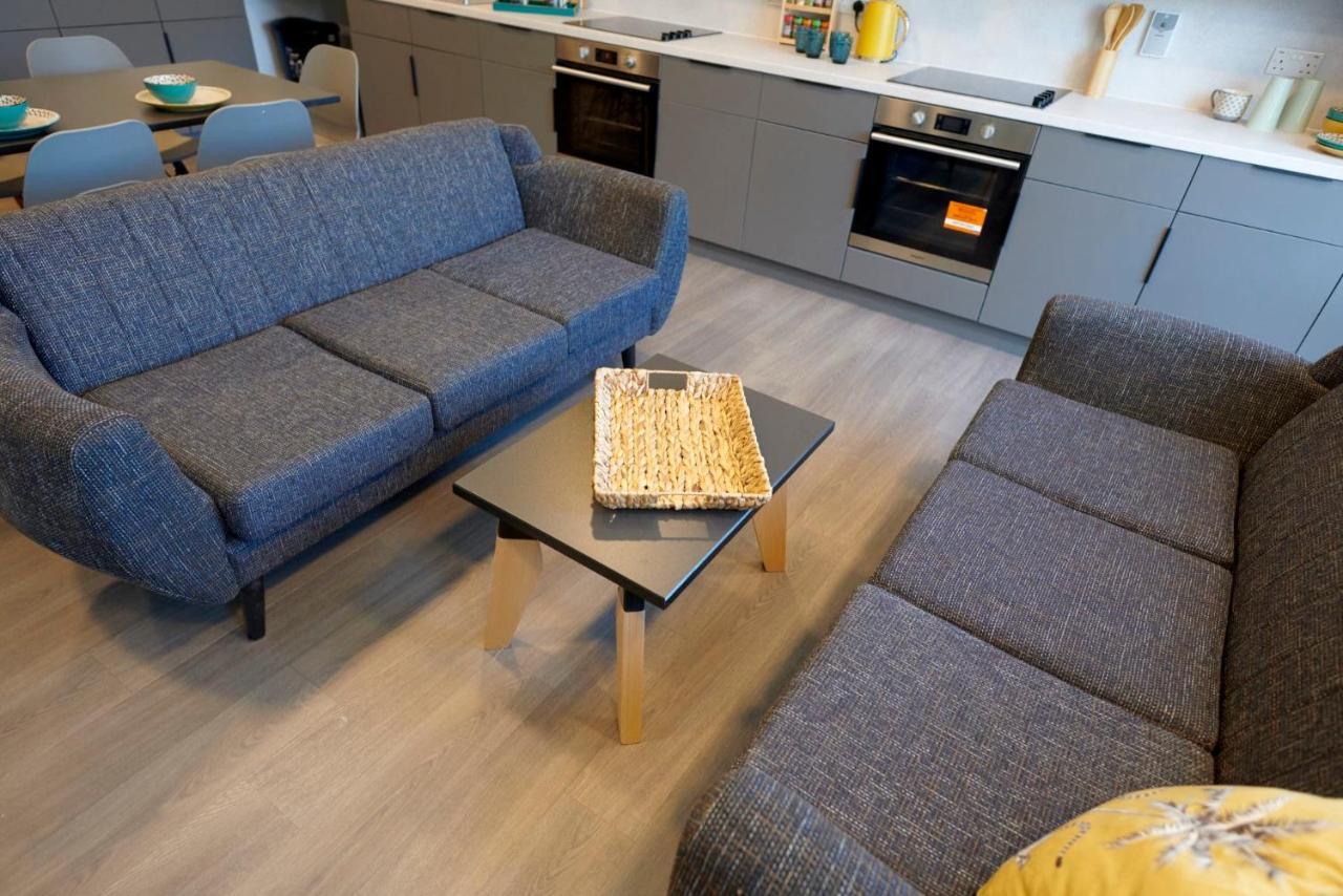 And Private Bedroom With Shared Kitchen At Canvas Near The Centre Bristol